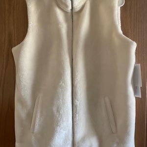 Brand new Faux Fur Vest